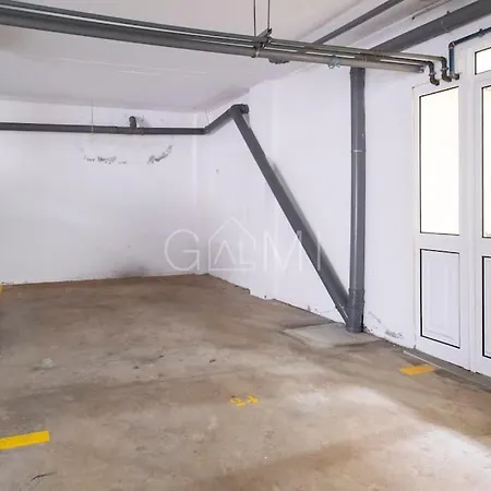 Moniz Centro I * Porto Moniz